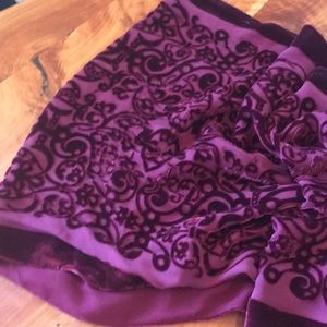 NWOT Valerie Stevens Rayon Silk Scarf Wrap